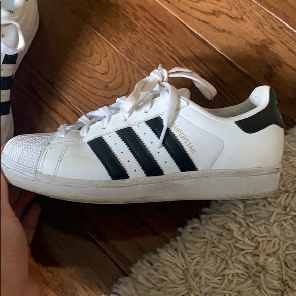 Adidas shall top super stars - Picture 2 of 5